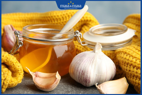 mật ong và tỏi trị mụn bọc