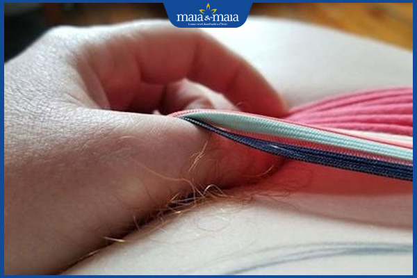 nguyên nhân xuất hiện lông mu màu trắng