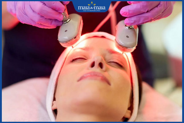 dùng ánh sáng sinh học trị mụn