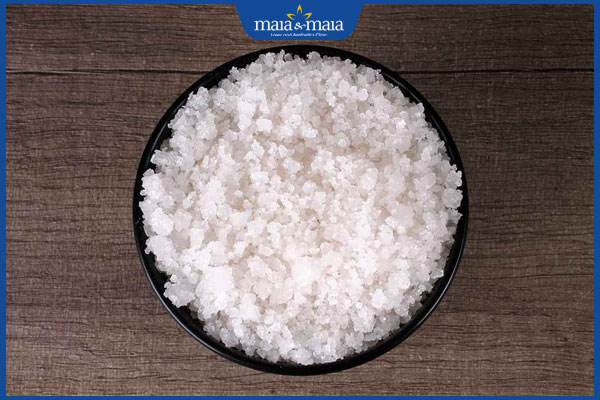 5 cách trị mụn bằng muối đơn giản, dễ thực hiện tại nhà 2 muối biển