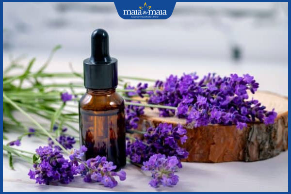 Mụn nang ở đầu gối có nguy hiểm không? Điều trị như thế nào? 3 tinh dầu oải hương