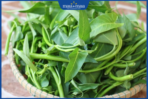 Tẩy nốt ruồi ăn rau muống có sao không? Lưu ý về chế độ ăn 2 rau muống