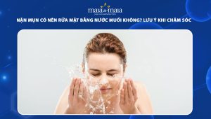 nặn mụn có nên rửa mặt bằng nước muối