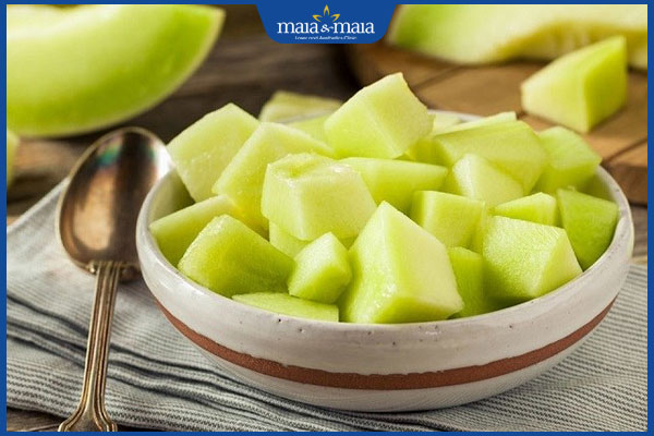 Bị mụn có nên ăn dưa bở không? Hướng dẫn ăn đúng cách 2 quả dưa bở