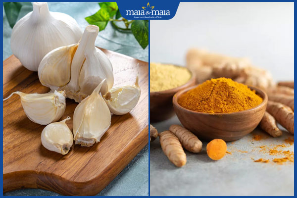 tỏi và bột nghệ