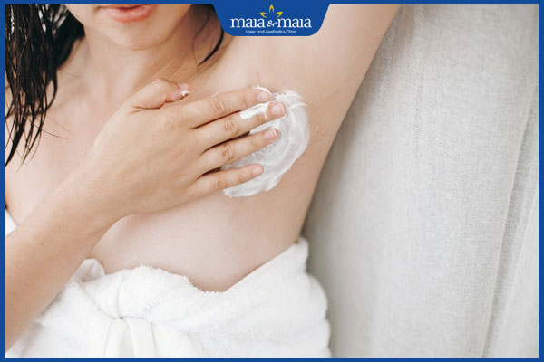 Bầu nhổ lông nách được không? Gợi ý cách dọn lông an toàn 5 bôi kem tẩy lông nách