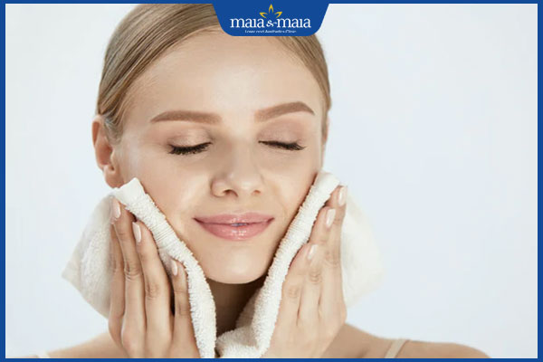 Tẩy tế bào chết hay cạo lông mặt trước để tránh kích ứng? 3 da thông thoáng