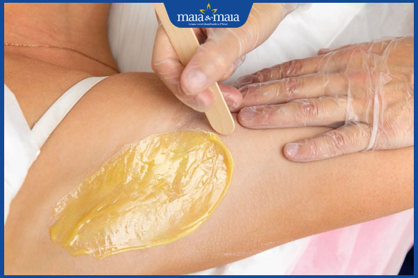 Hướng dẫn chi tiết cách wax lông nách tại nhà bằng sáp 2 wax lông nách bằng sáp nóng