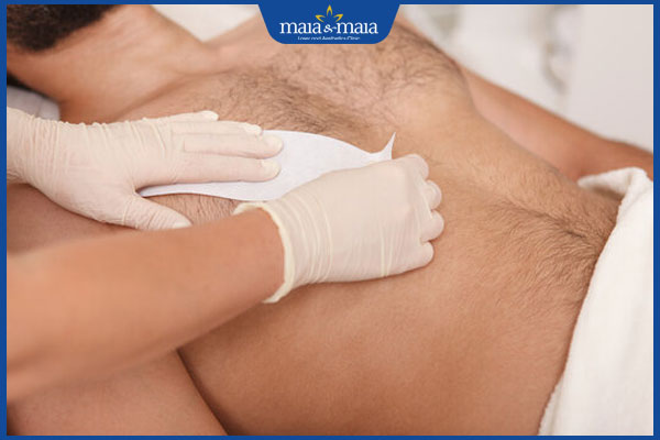 Lông mọc nhiều ở nam giới do đâu? Cách xử lý hiệu quả 4 wax lông ngực nam giới