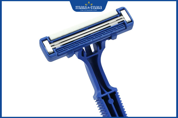 chọn dao cạo râu sắc