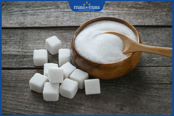 Tẩy ria mép bằng đường có hiệu quả không? 4 cách thực hiện 2 đường trắng