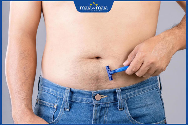 nam cạo lông bụng