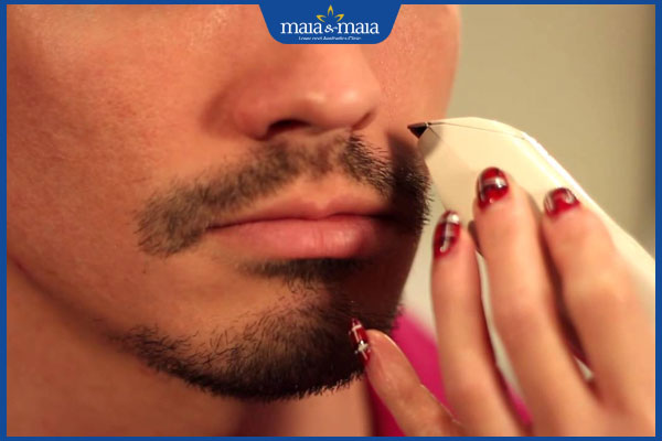 tạo hình râu ria mép