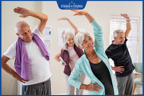 Rụng tóc thời kỳ mãn kinh do đâu? Bí quyết ngừa rụng tóc 4 người cao tuổi tập thể dục