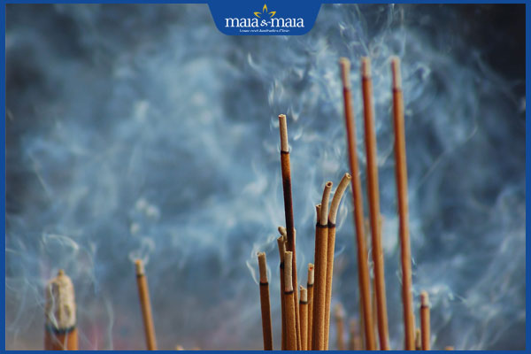 dùng nhang trị giời leo