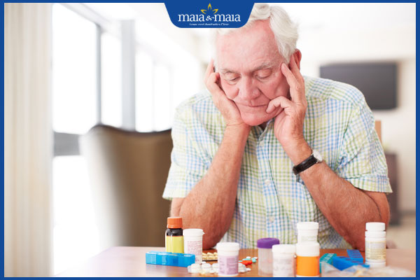 người già uống nhiều thuốc
