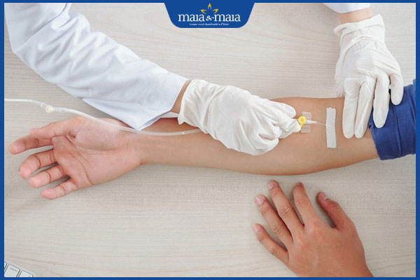 truyền dịch tĩnh mạch