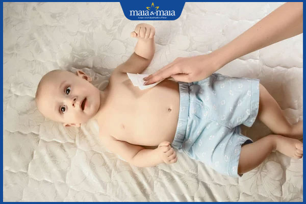 lau người cho trẻ