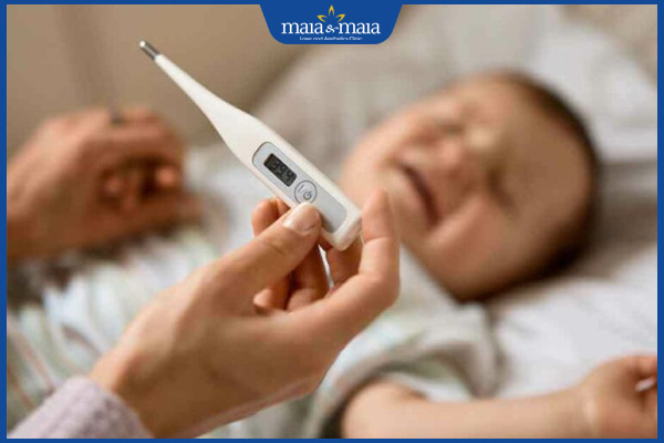 Sốt phát ban và sởi có gì khác nhau? Điều trị và phòng ngừa 5 trẻ sốt cao quấy khóc