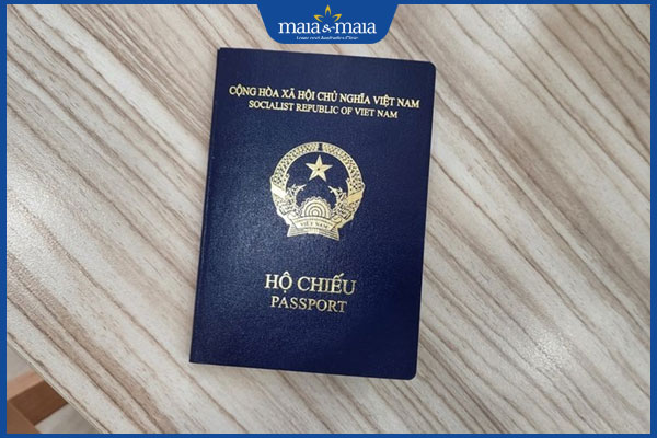 Tẩy nốt ruồi có cần làm lại hộ chiếu không? Cập nhật mới nhất 2 hộ chiếu