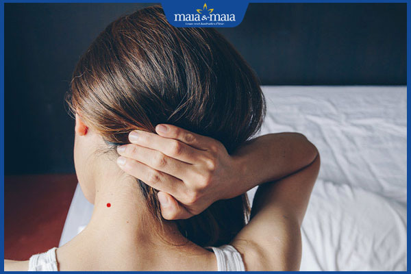 Khám phá ý nghĩa của từng vị trí nốt ruồi son phú quý 7 nốt ruồi son phú quý sau gáy