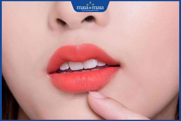 môi màu cam san hô