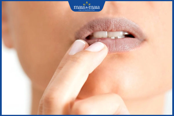 Môi thâm loang là bị sao? Cách lấy lại đôi môi sáng khỏe 3 môi thâm tím tái