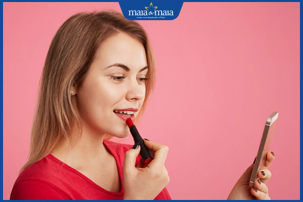 Cách đánh son cho môi thâm lên chuẩn màu và đẹp tự nhiên 2 đánh son