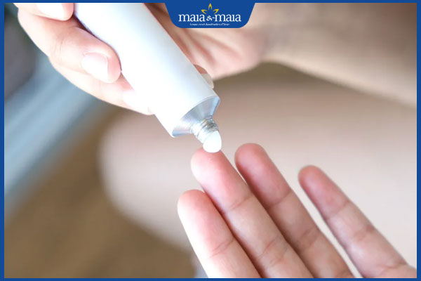 Bệnh nấm da tay: Nhận biết, nguyên nhân và cách điều trị 6 bôi thuốc
