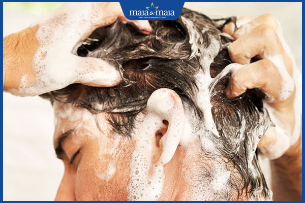 gội đầu sạch sẽ