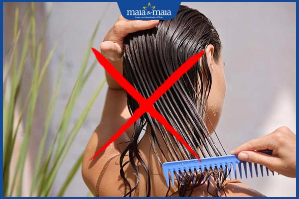 không chải tóc khi ướt