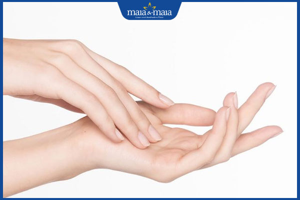 Trẻ hóa bàn tay là gì? Phương pháp hiệu quả và chi phí thực hiện 3 da tay săn chắc